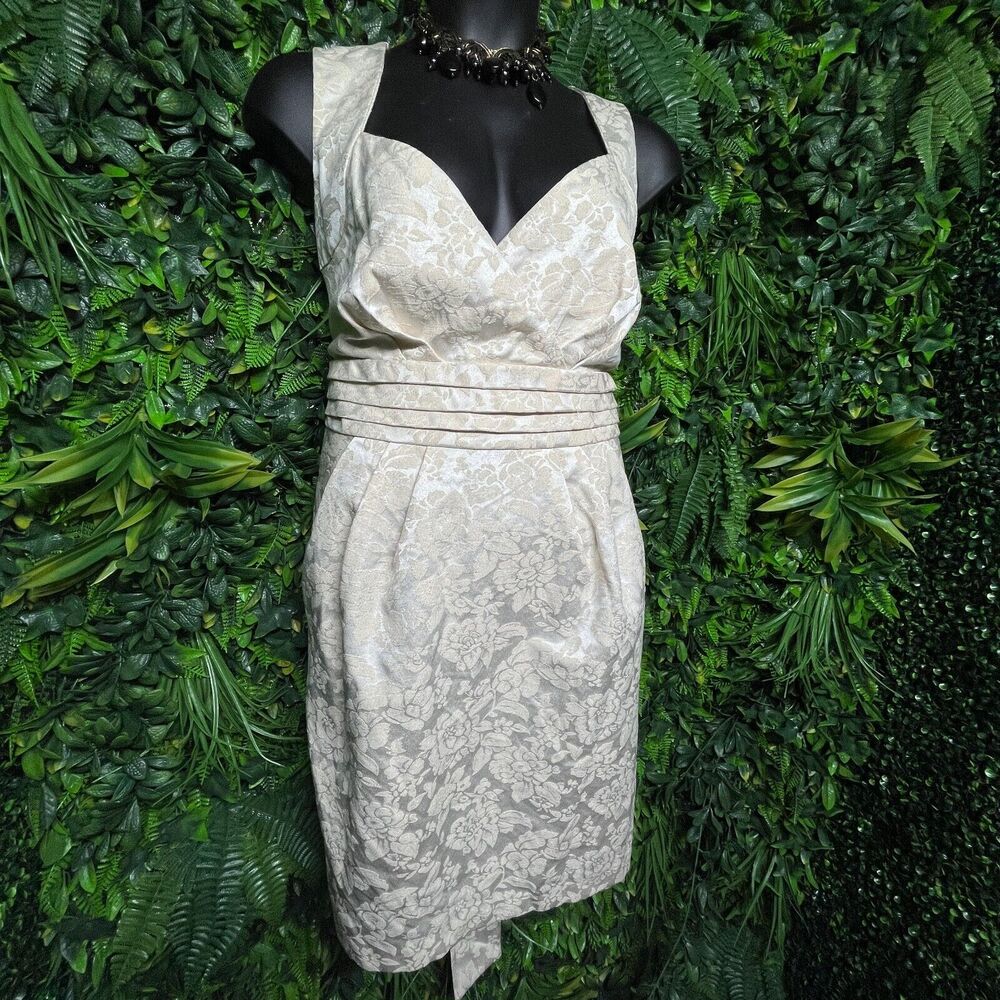 Snap Dress Women 24 Beige Floral Pleated Tie Waist Sleeveless V Neckline ‎ 1312